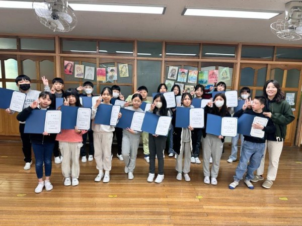 계수초등학교 5학년 위촉장 전달식 (2).jpg